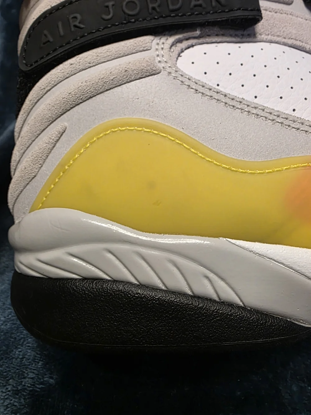 Jordan bold multicolor
